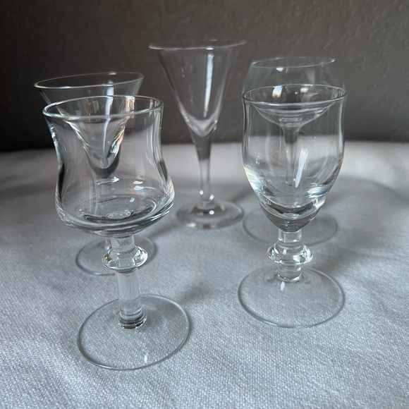 vintage Royal Bavarian Crystal cordial glasses. - Picture 11 of 12